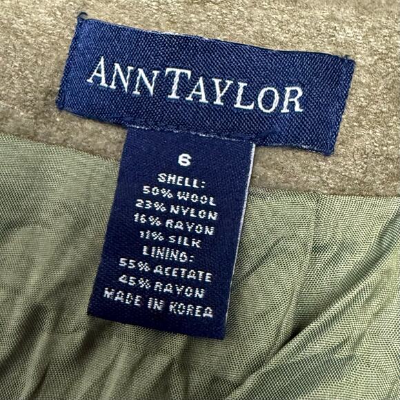 Ann Taylor Green Wool & Silk Blend Lined A-Line Skirt - Picture 4 of 4